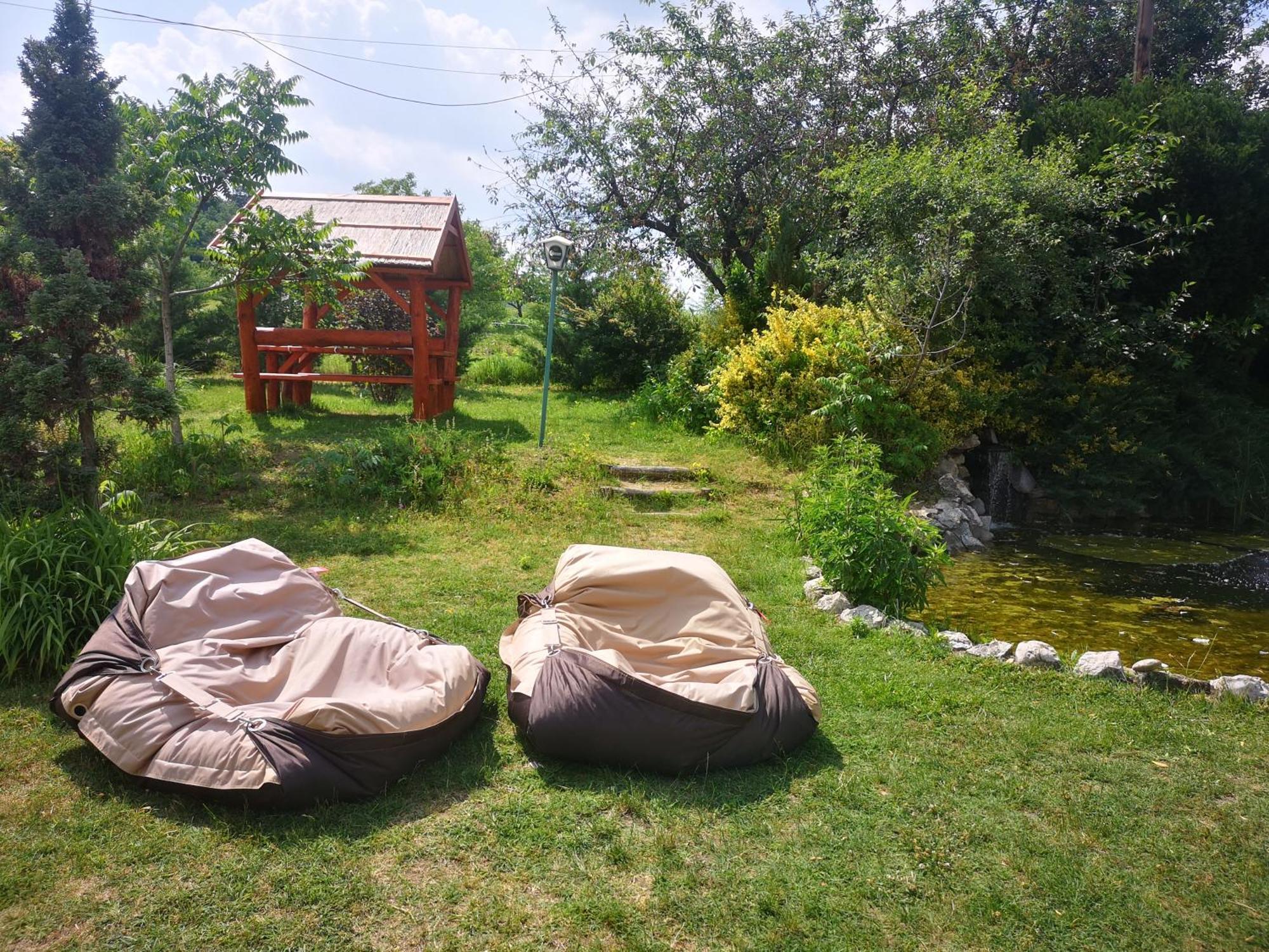 Pilisi Lovas Major, Dorog Bed and Breakfast Εξωτερικό φωτογραφία